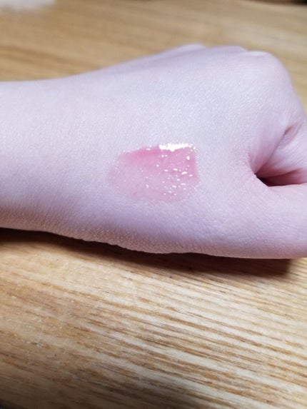 38°C / 99°F リップトリートメント (リップ美容液)/UZU BY FLOWFUSHI/リップケアを使ったクチコミ(2枚目)