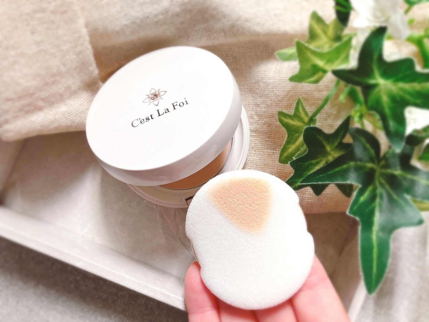 ぴぴちゃん22@フォロバ100% on LIPS 「うるおいエッセンスパウダーミディアムベージュ(標準色)💕しっと..」(3枚目)