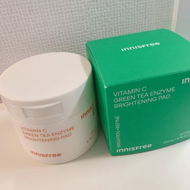 イニスフリーのプロモーションに参加中

innisfree
ビタC グリーンティーエンザイム ブライト パッド
60枚 2,970円 (税込)

両面使えるタイプで、薄い黄色の方で拭き取り
濃い黄色い方