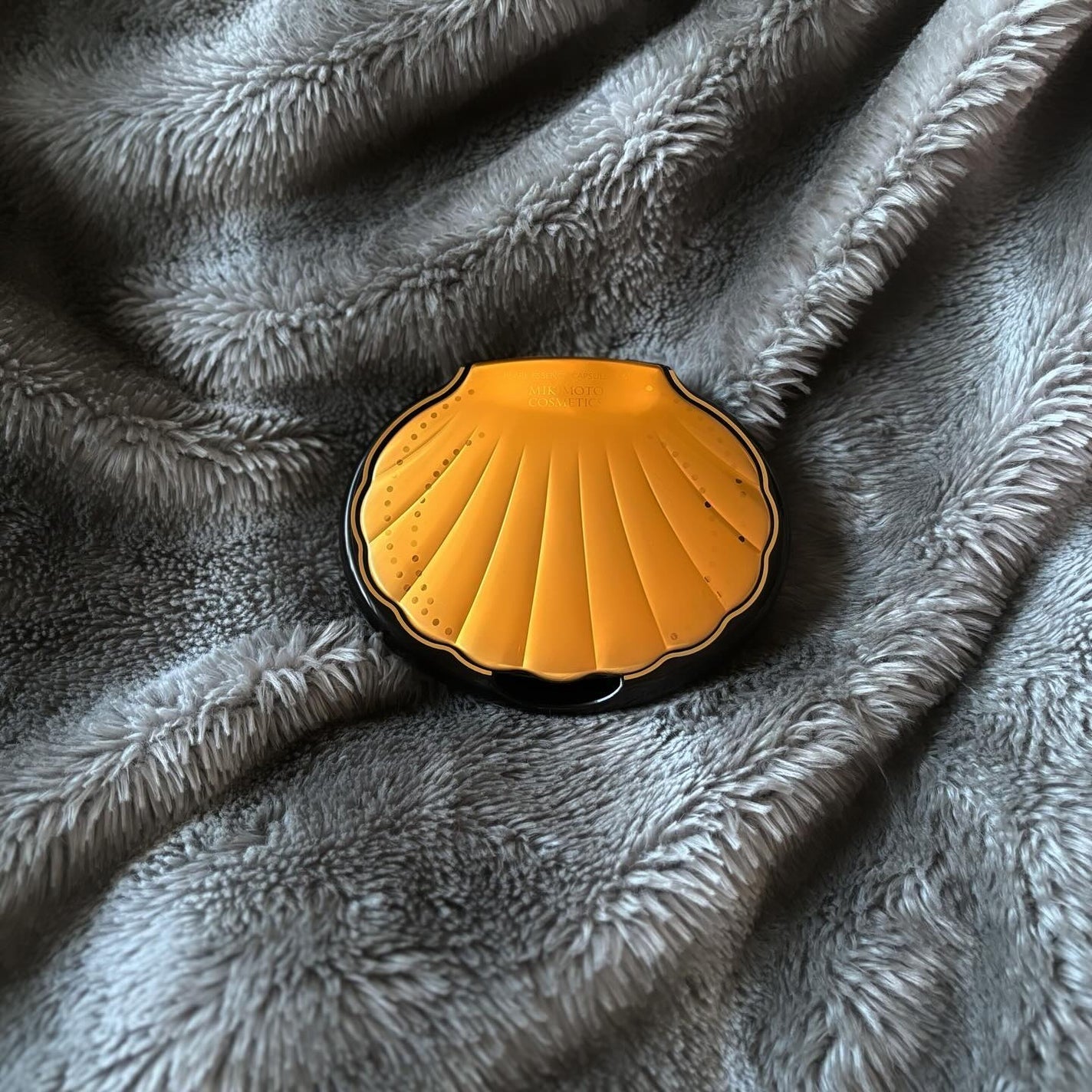 にょん on LIPS 「特別な日の特別なケアミキモトコスメティックスパールエッセンスカ..」(1枚目)