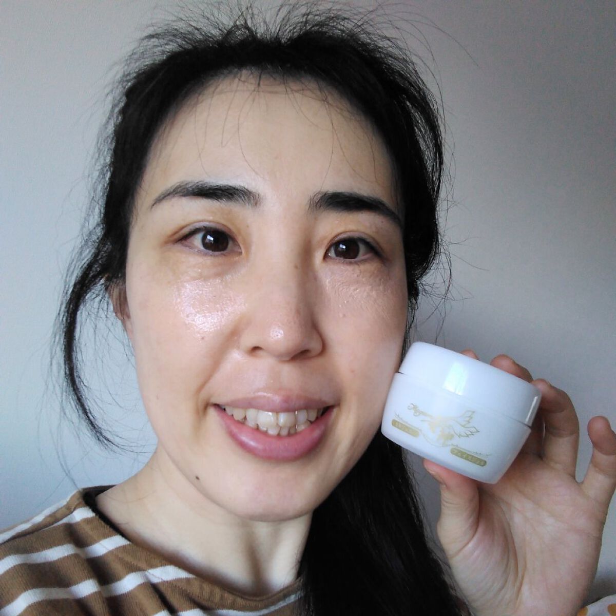 AWフェイスジェル/megami_女神/オールインワン化粧品を使ったクチコミ(2枚目)