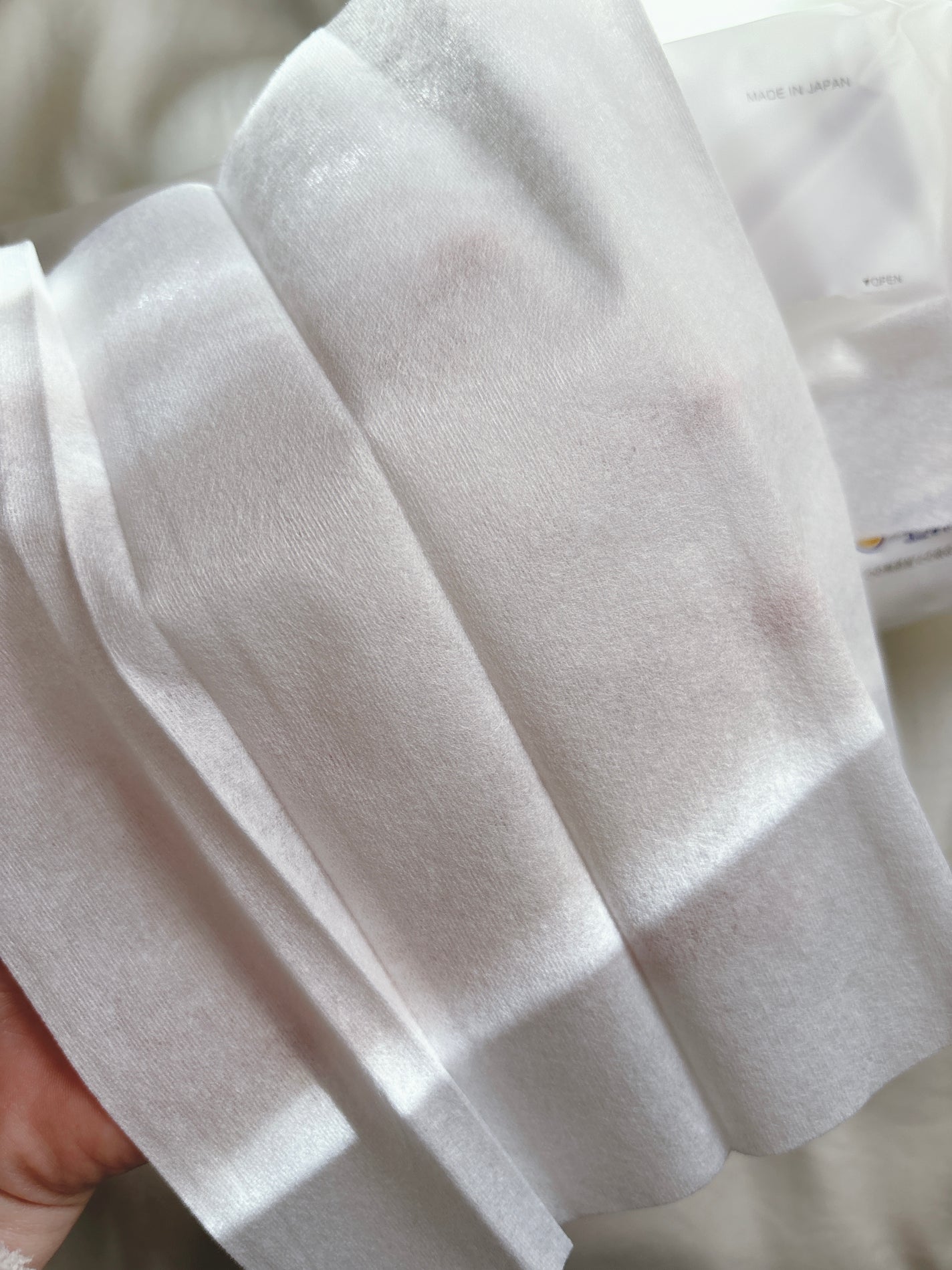 シルコットフェイシャルタオル 素肌おもい プレミアム/シルコット/クレンジングタオルを使ったクチコミ(3枚目)