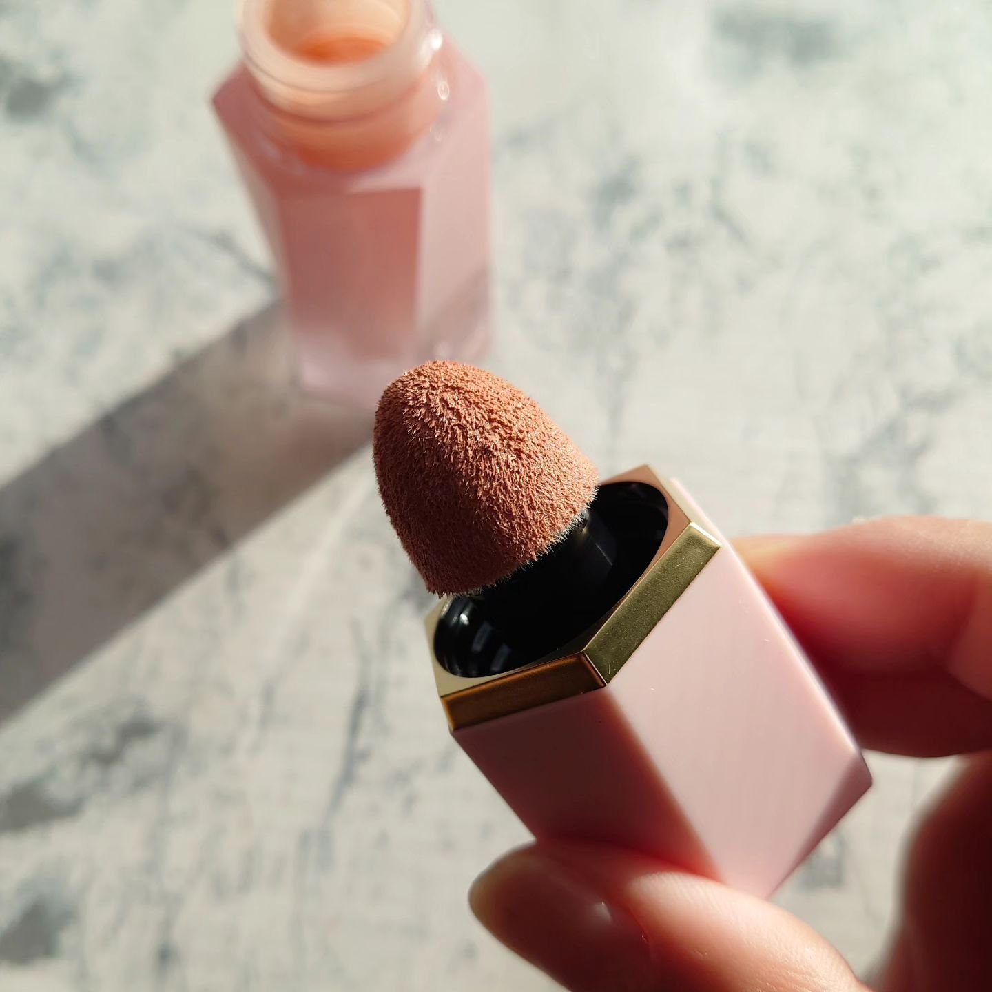 シーグラム カラーブルーム リキッドブラッシュ/SHEGLAM/リキッドチークを使ったクチコミ（2枚目）