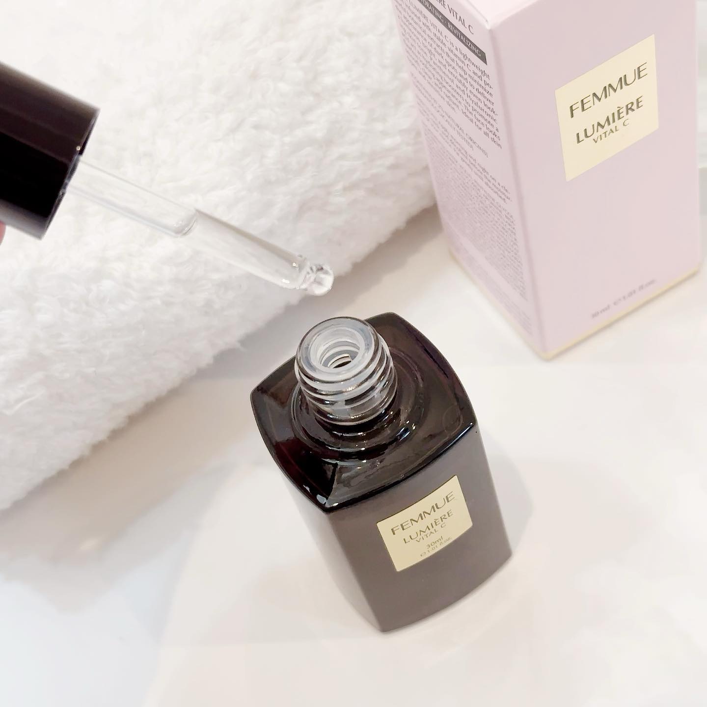 ルミエール ヴァイタルC/FEMMUE/ブースター・導入液を使ったクチコミ（2枚目）