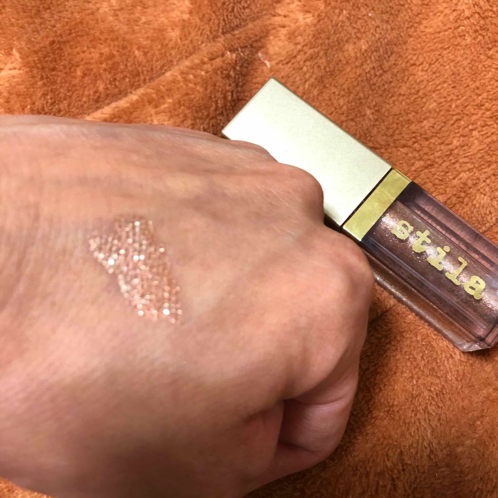 グリッター&グロウ リキッドアイシャドウ/stila/グリッターを使ったクチコミ（1枚目）