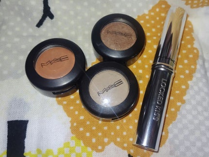 スモール アイシャドウ/M・A・C/単色アイシャドウを使ったクチコミ(1枚目)