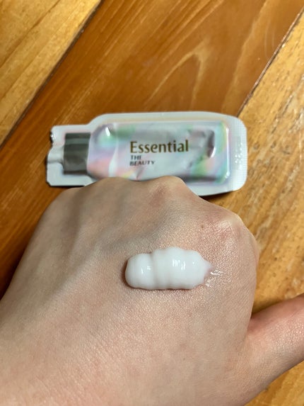 ザビューティ うるツヤチャージヘアパック/エッセンシャル/ヘアマスク・ヘアパックを使ったクチコミ(3枚目)