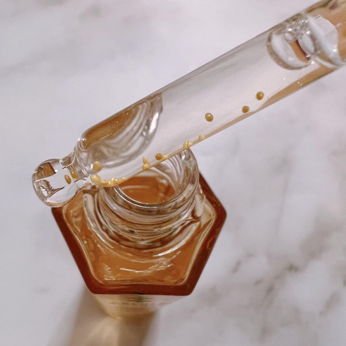 アベイユ ロイヤル ウォータリー オイル セロム/GUERLAIN/美容液を使ったクチコミ(3枚目)