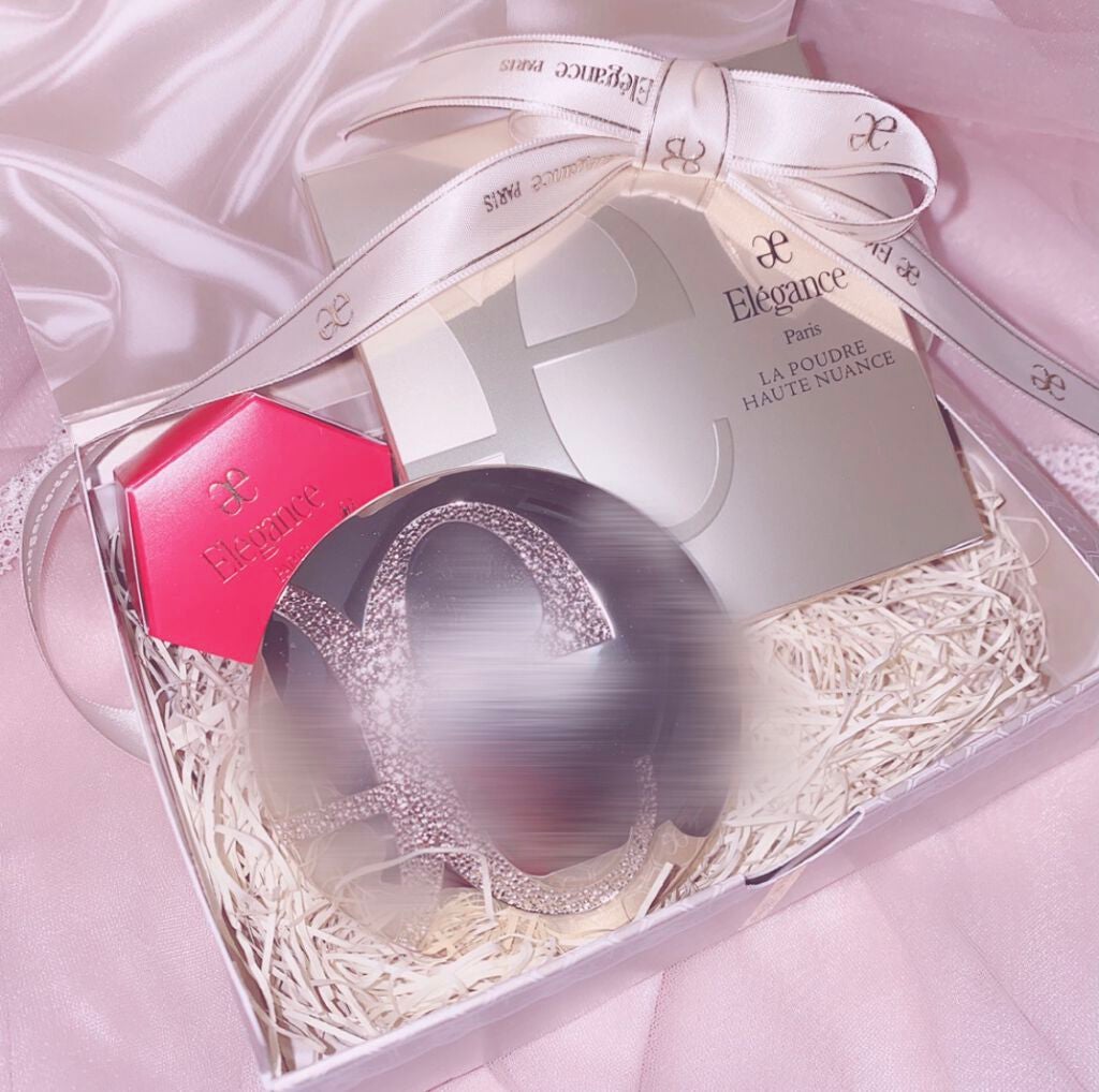 ラ プードル オートニュアンス/Elégance/プレストパウダーを使ったクチコミ(1枚目)