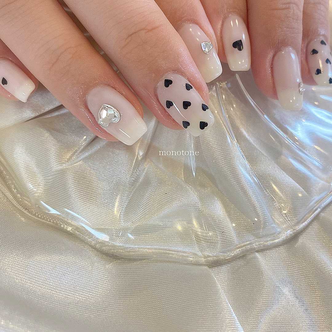 #福岡ネイル,#マグネットネイル,#オーロラネイル,#フレンチネイル,#韓国ネイル,#クリアネイル,#ビジューネイル,#ショートネイル,#フラワーネイル,#オーロラネイル,#天神ネイル,#シンプルネイル,#ミラーネイル,#ニュアンスネイル,#ぷくぷくネイル,#オフィスネイル,#うるうるネイル,#氷ネイル,#キラキラネイル,#ラメネイル,#ガーリーネイル,#クリスマスネイルのネイルデザイン