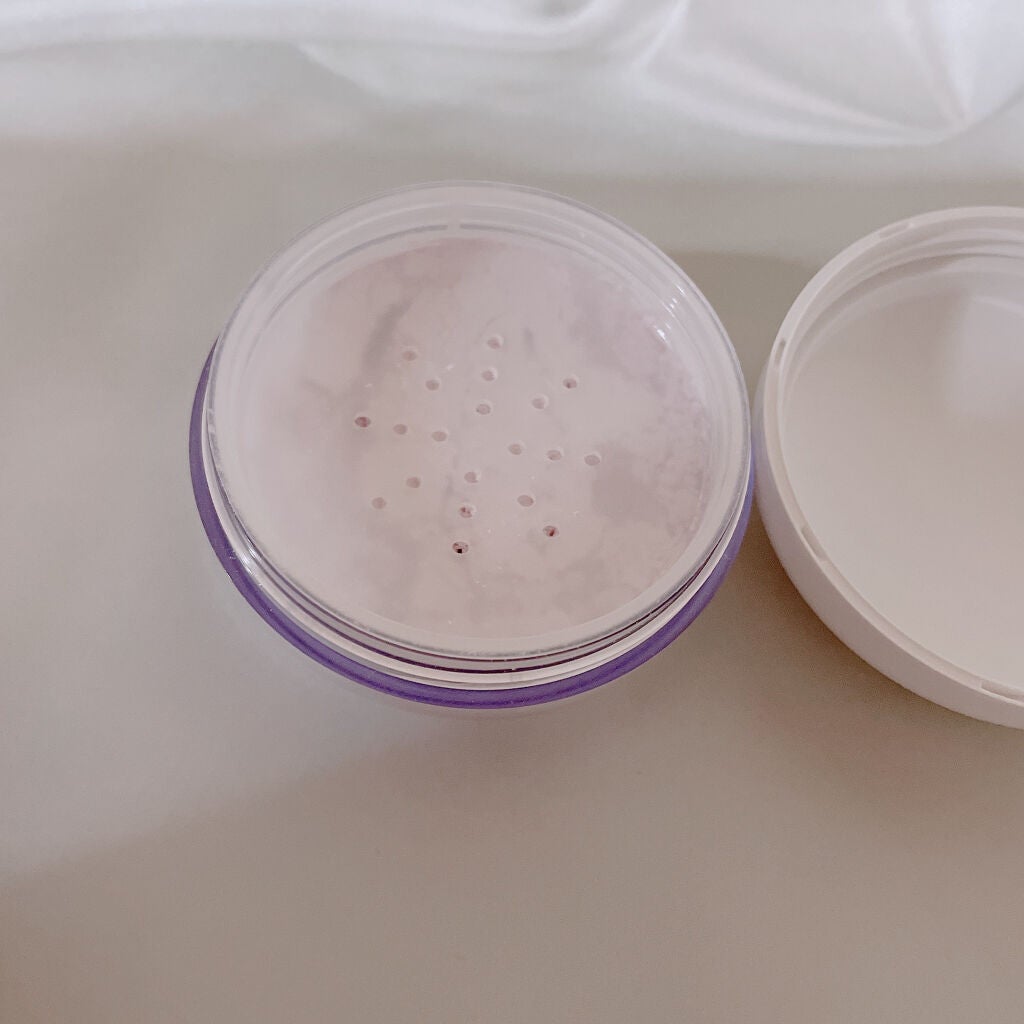 ミネラルフェイスパウダー/DAISO/ルースパウダーを使ったクチコミ(2枚目)