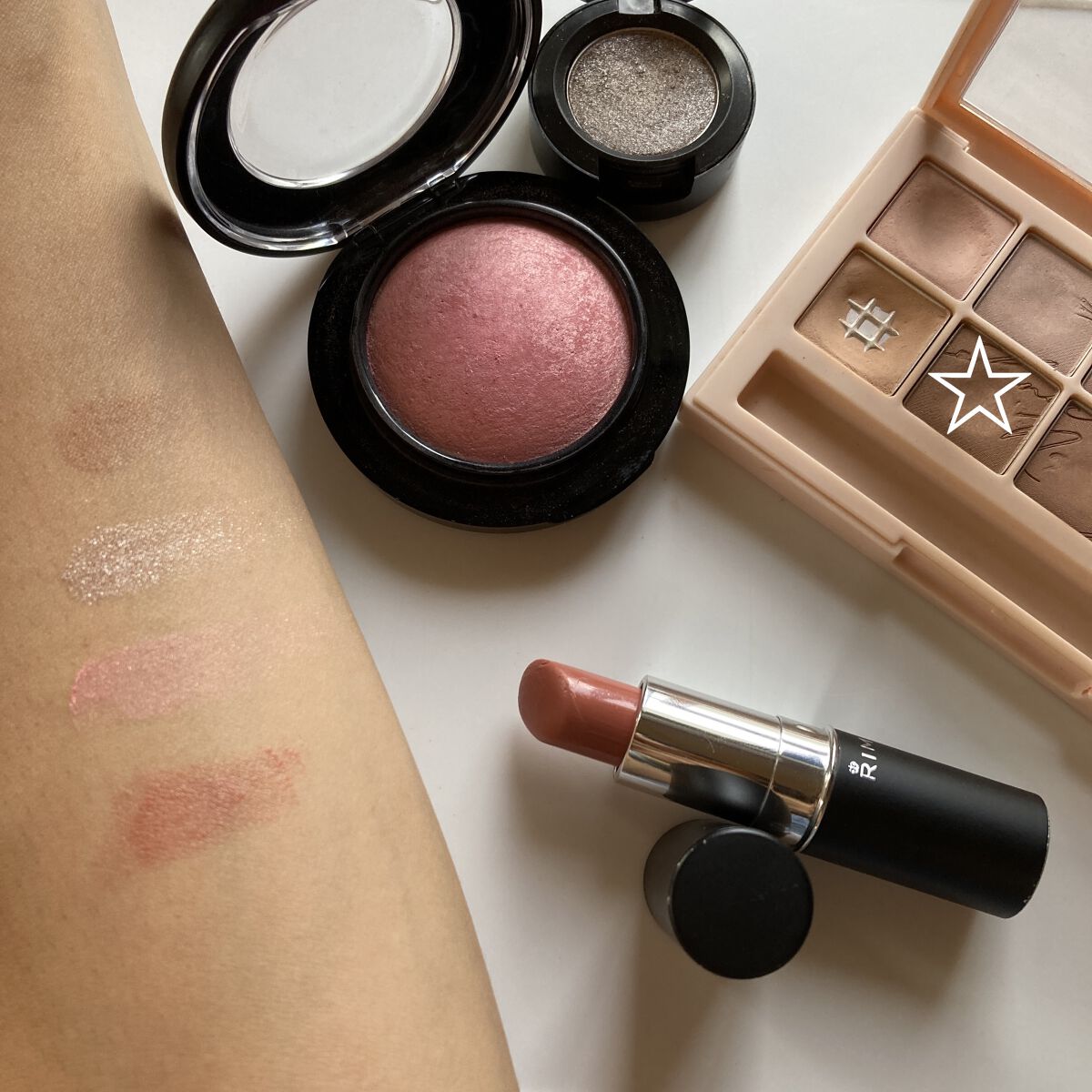 マシュマロルック リップスティック 025/リンメル ロンドン/口紅を使ったクチコミ（2枚目）