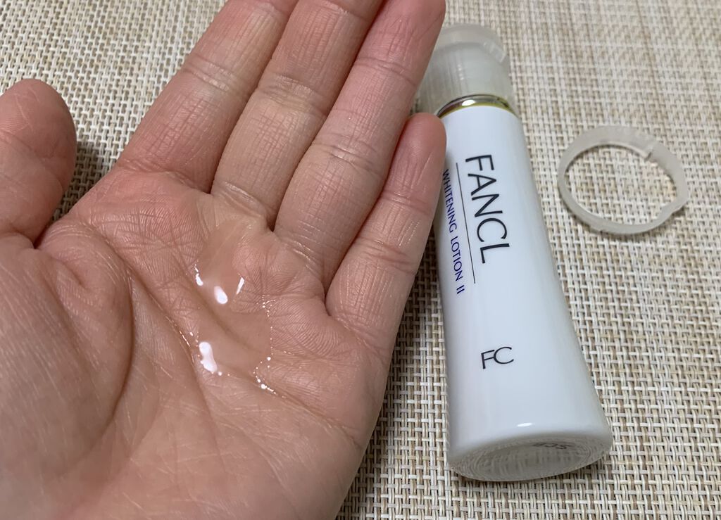 ホワイトニング 化粧液 II しっとり＜医薬部外品＞/ファンケル/化粧水を使ったクチコミ（3枚目）