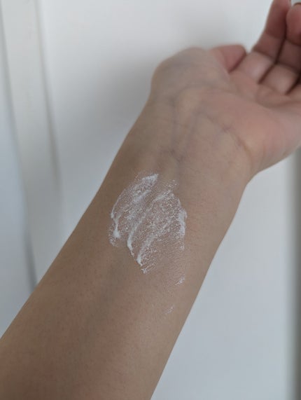 ビオレUV アクアリッチ アクアハイライトローション(水層ハイライトUV)/ビオレ/日焼け止めローションを使ったクチコミ(3枚目)