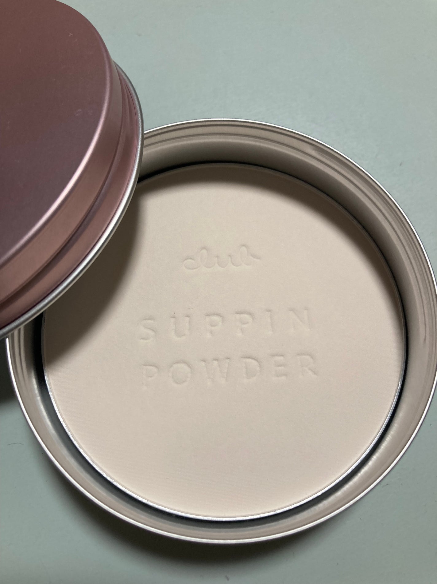 すっぴんパウダー パステルローズの香り/クラブ/プレストパウダーを使ったクチコミ(2枚目)