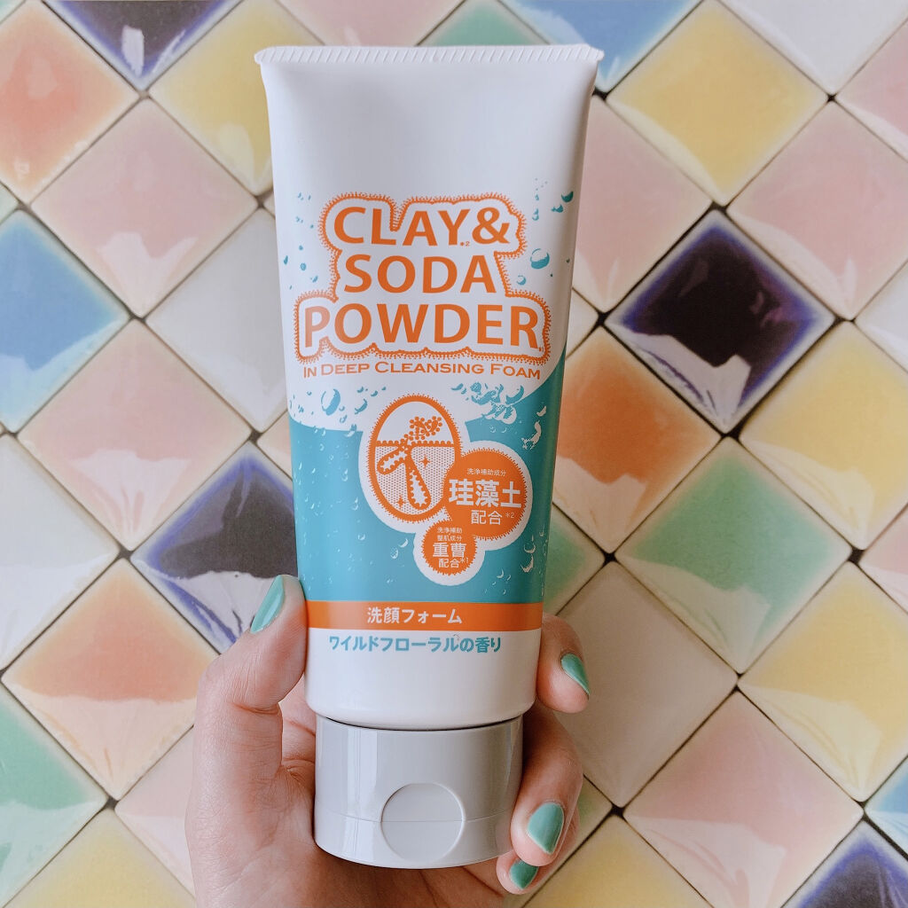 株式会社イヴ クレイ＆ソーダパウダーインディープクレンジングフォームのクチコミ「ポップなパッケージの珪藻土洗顔料🍭

✼••┈┈••✼••┈┈••✼••┈┈••✼••┈┈••.....」（1枚目）