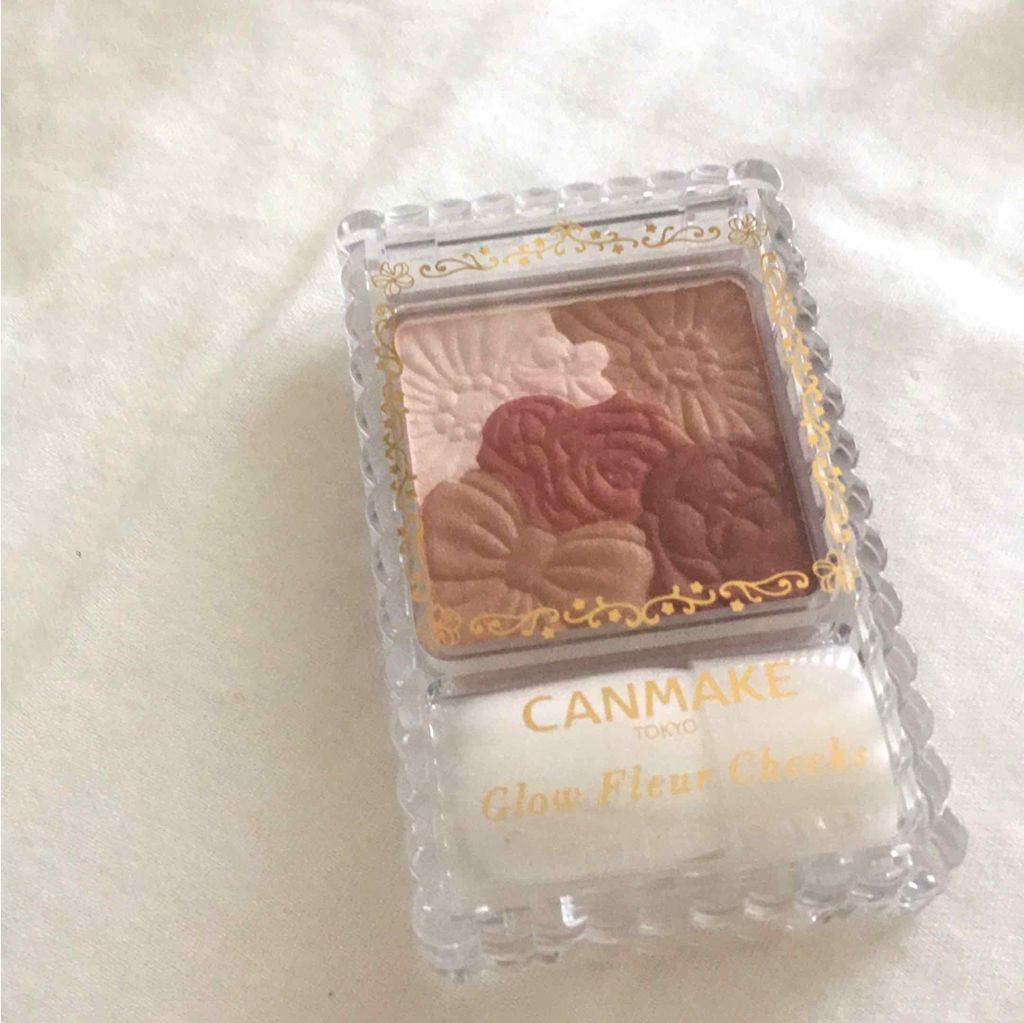 グロウフルールチークス/キャンメイク/パウダーチークを使ったクチコミ（1枚目）