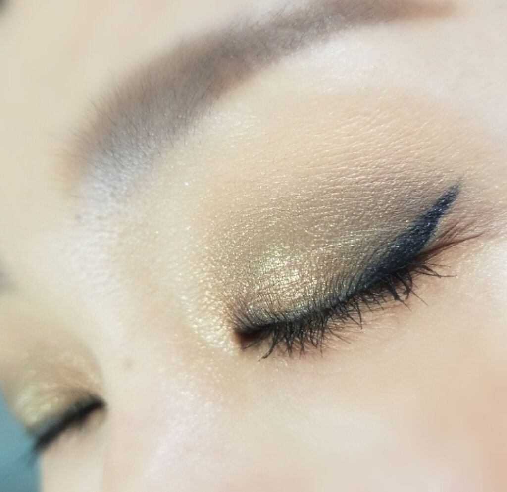 HOURGLASS Scattered Light Glitter Eyeshadow/HOURGLASS/ジェル・クリームアイシャドウを使ったクチコミ(7枚目)