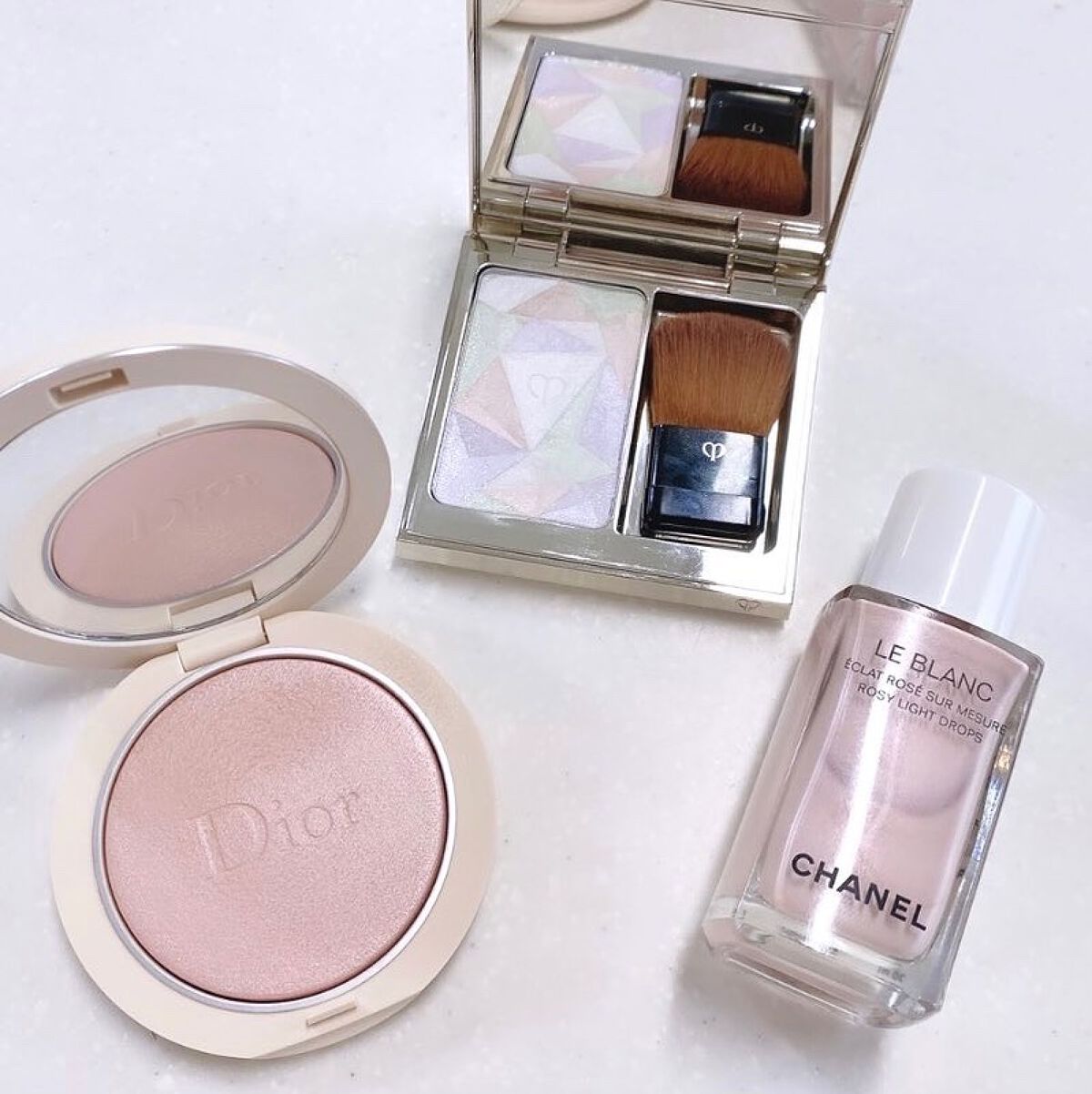 ル ブラン ロージー ドロップス/CHANEL/リキッドハイライトを使ったクチコミ(1枚目)