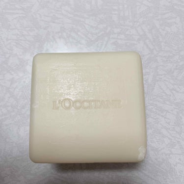 L'OCCITANE シアソープのクチコミ「ロクシタン　シアバターソープ　VB🧼（化粧石鹸）
標準重量:100g　税抜き1,400円

コ.....」（3枚目）