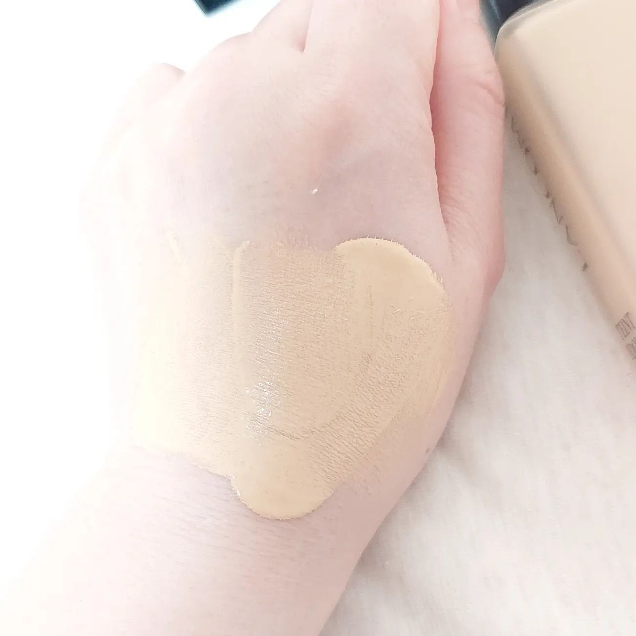 タンイドル ウルトラ ウェア リキッド/LANCOME/リキッドファンデーションを使ったクチコミ(4枚目)