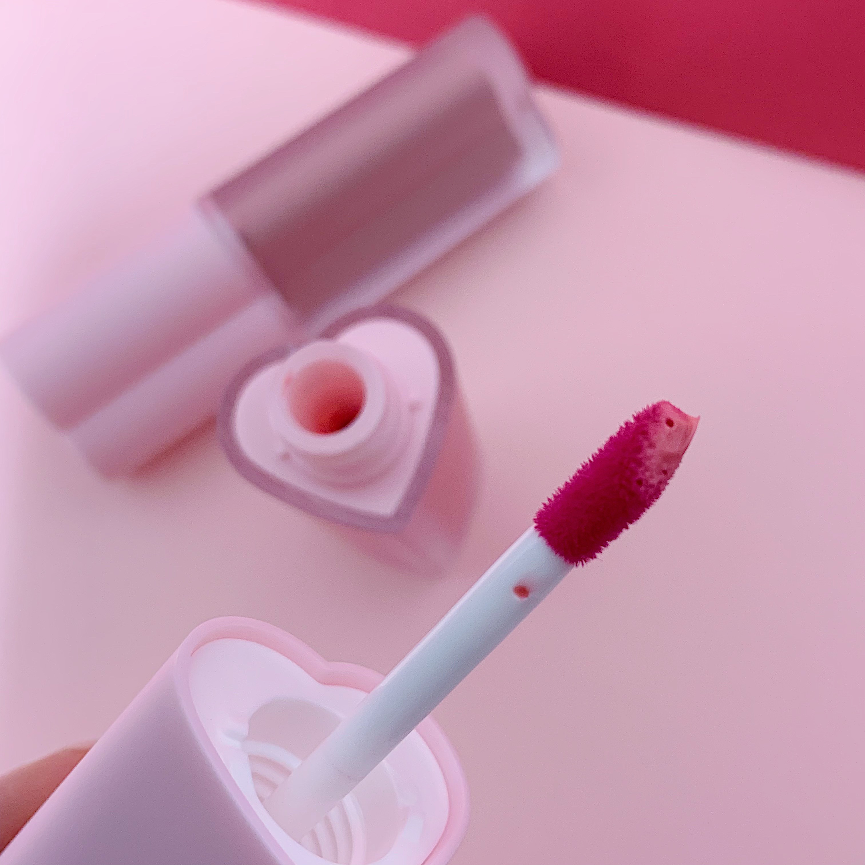 ミルクハートティントリップアンドチーク ストロベリーミルク/Merrymonde/リップティントを使ったクチコミ（2枚目）