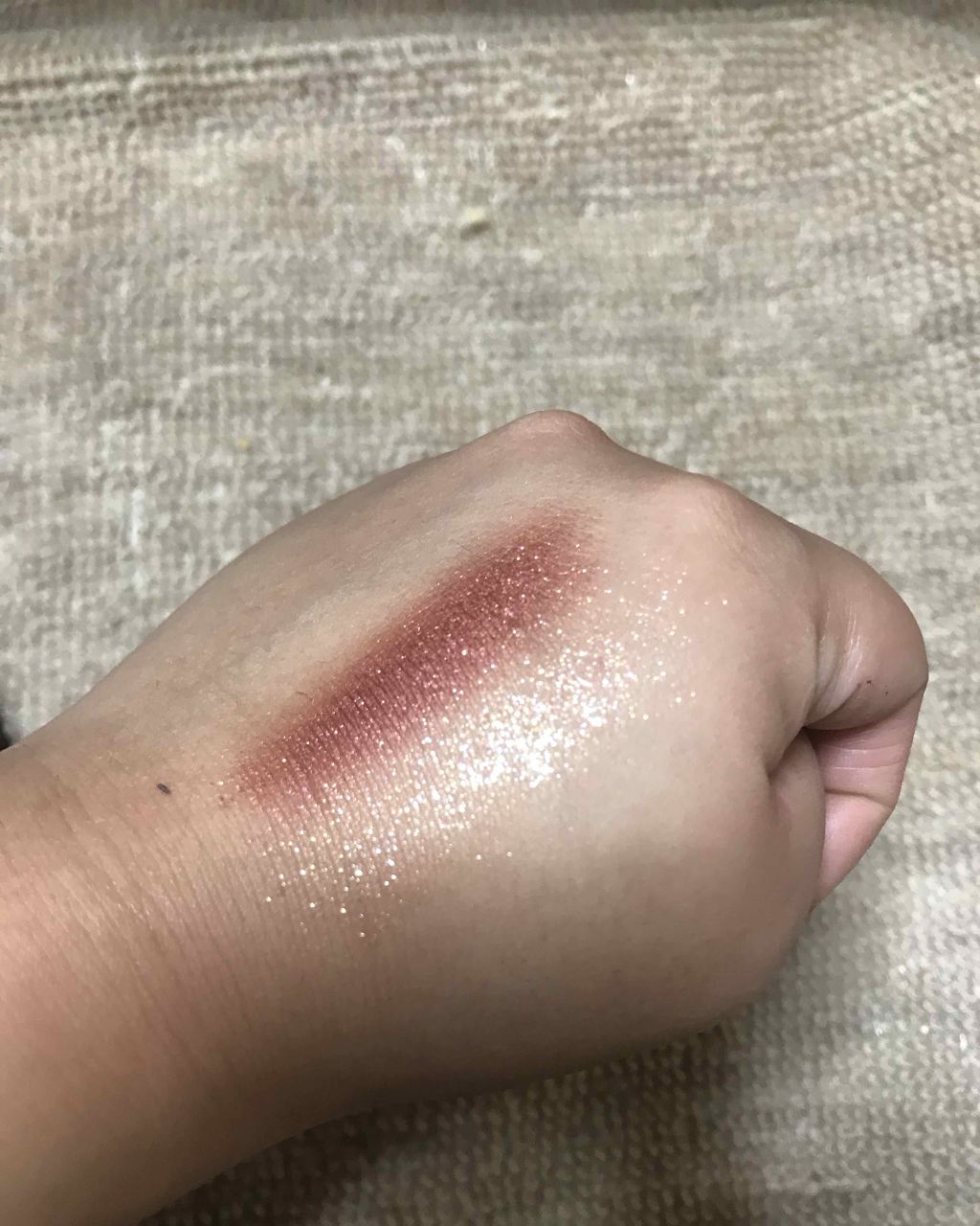 セルフィーフィックスピグメント/Witch's Pouch/単色アイシャドウを使ったクチコミ（2枚目）