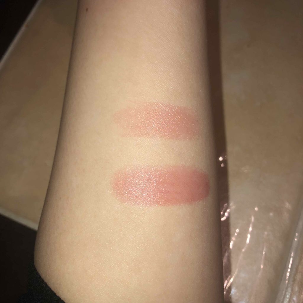 ラスティンググロスリップ/CEZANNE/口紅を使ったクチコミ(4枚目)