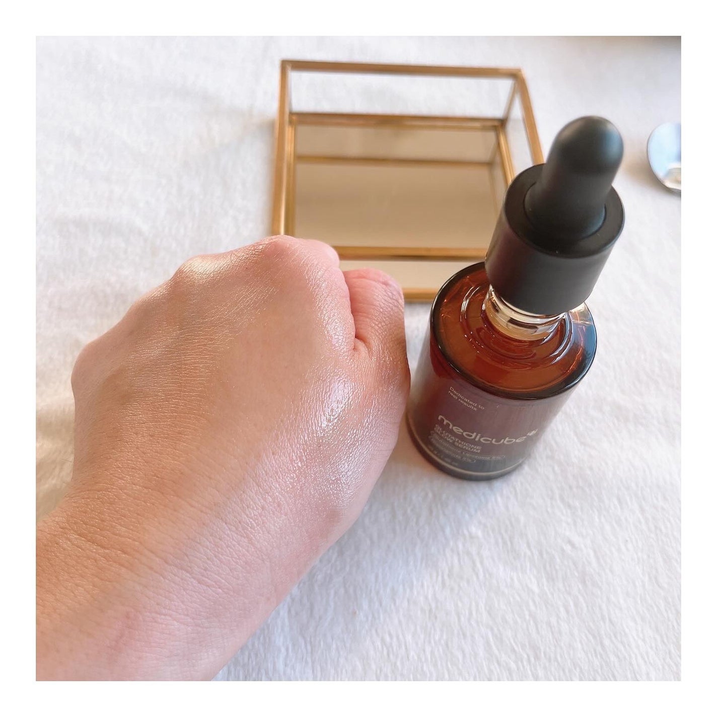 グルタチオングロウアンプル/MEDICUBE/美容液を使ったクチコミ(5枚目)