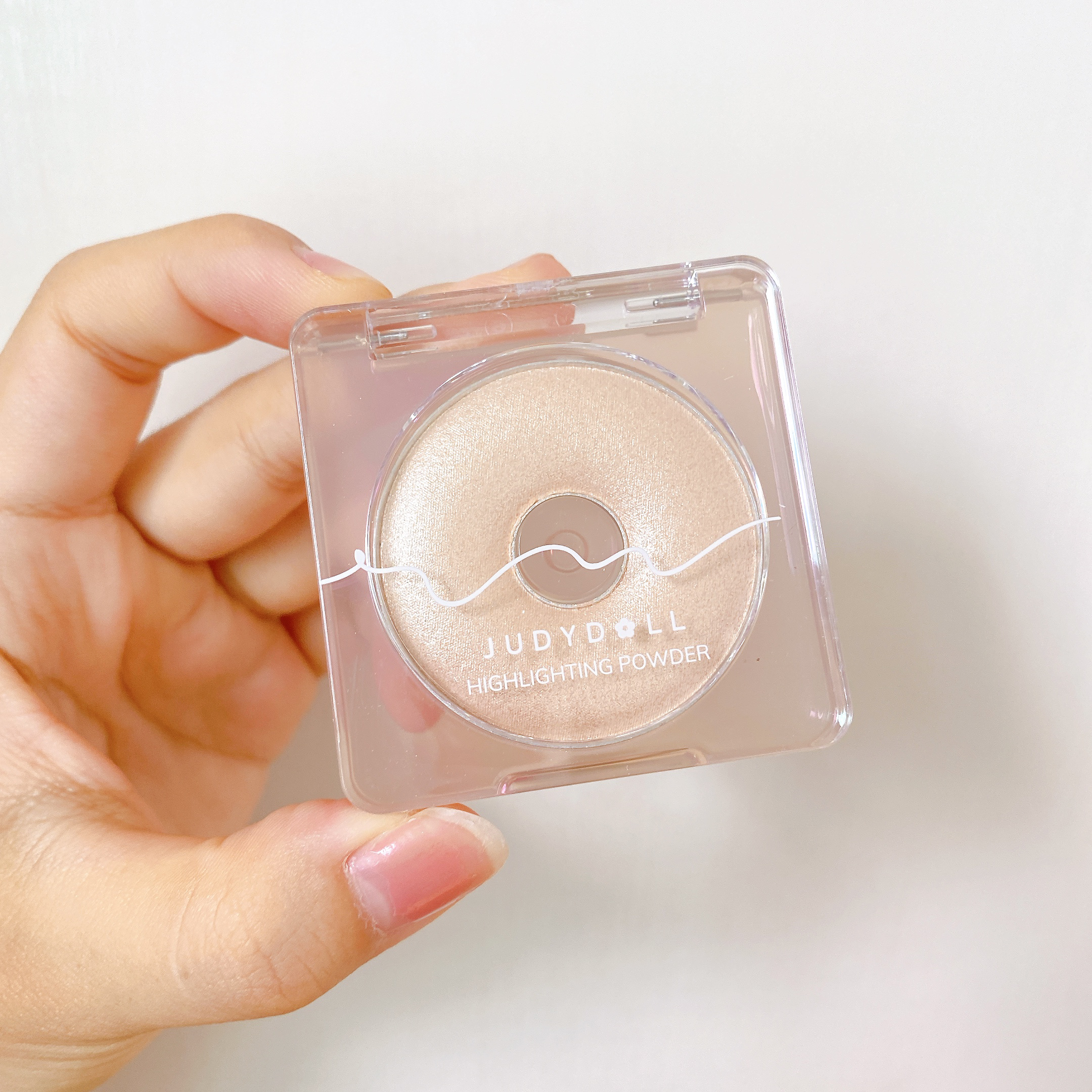 ドーナッツハイライト 01 シュガーバター/JUDYDOLL/パウダーハイライトを使ったクチコミ（1枚目）