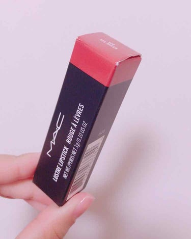 MAC
リップスティック シーシアー(L)
￥2900(税抜)



初めてのデパコス✨

TUにも行かず実際の色味も見ず
いきなり通販したのはなかなかに勇者だなと自分でも思います。ええ、はい。
箱が潰