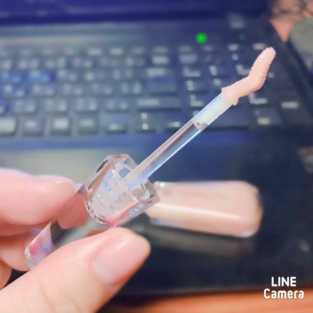 38°C / 99°F リップトリートメント (リップ美容液)/UZU BY FLOWFUSHI/リップケアを使ったクチコミ(2枚目)