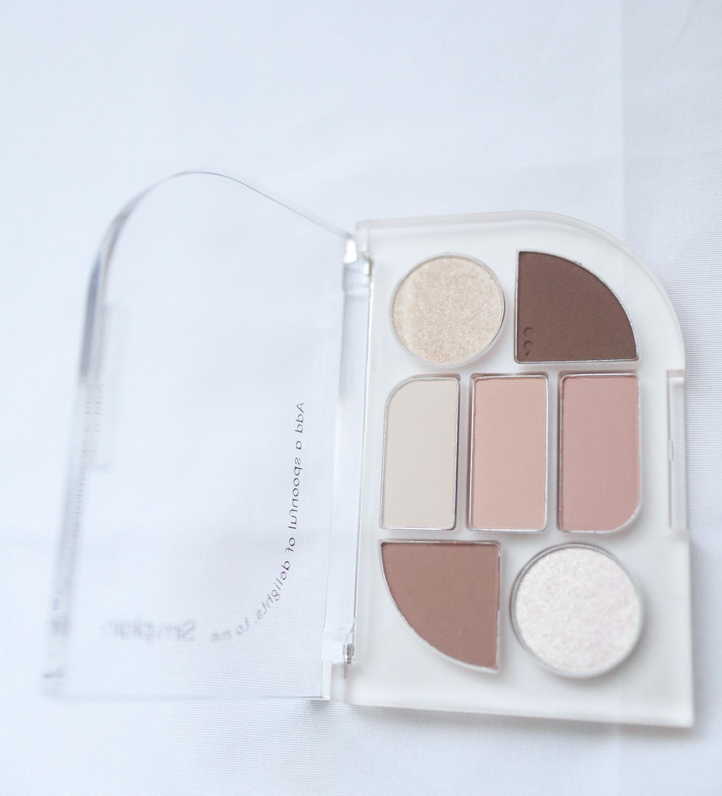 シンプレイン アイパレット 01 オフベージュ/Sim;plain/アイシャドウパレットを使ったクチコミ（2枚目）