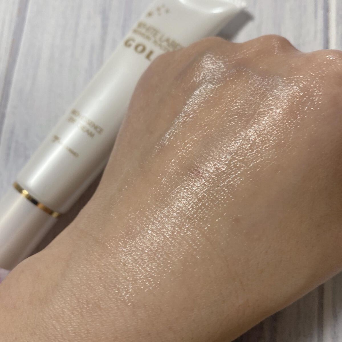 金のプラセンタもっちり白肌濃クマトリーナ/ホワイトラベル/アイケア・アイクリームを使ったクチコミ（3枚目）