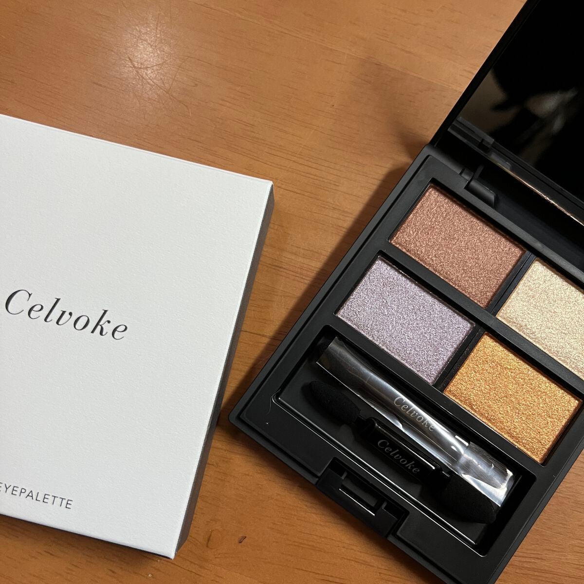 ぽよ on LIPS 「【限定コスメ】CelvokeヴァティックアイパレットEX01阪..」(2枚目)