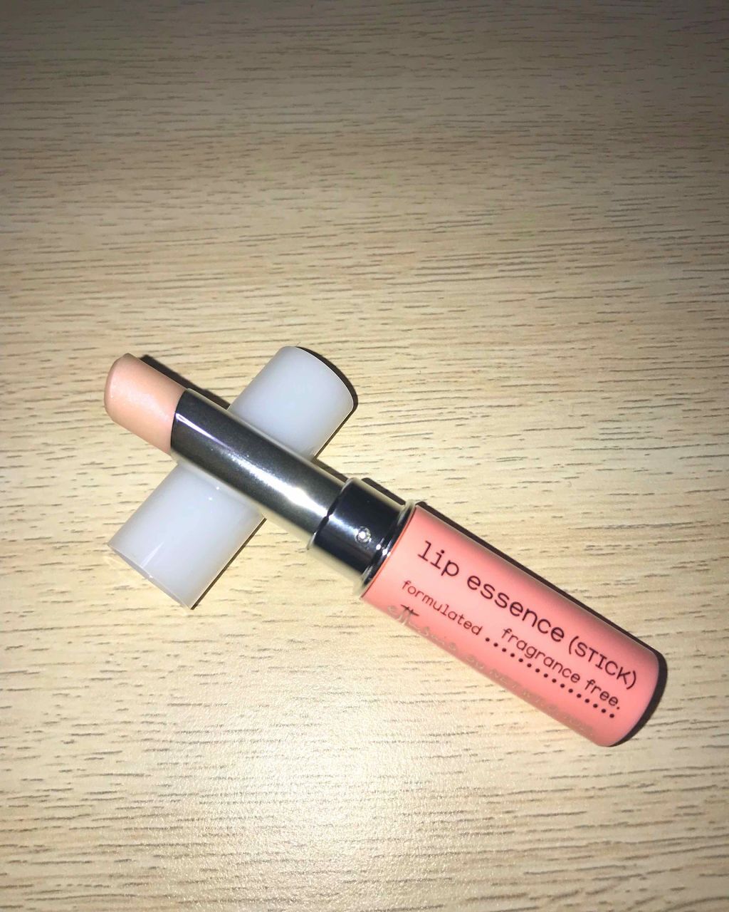 リップエッセンス(スティック) N/ettusais/リップケアを使ったクチコミ(2枚目)