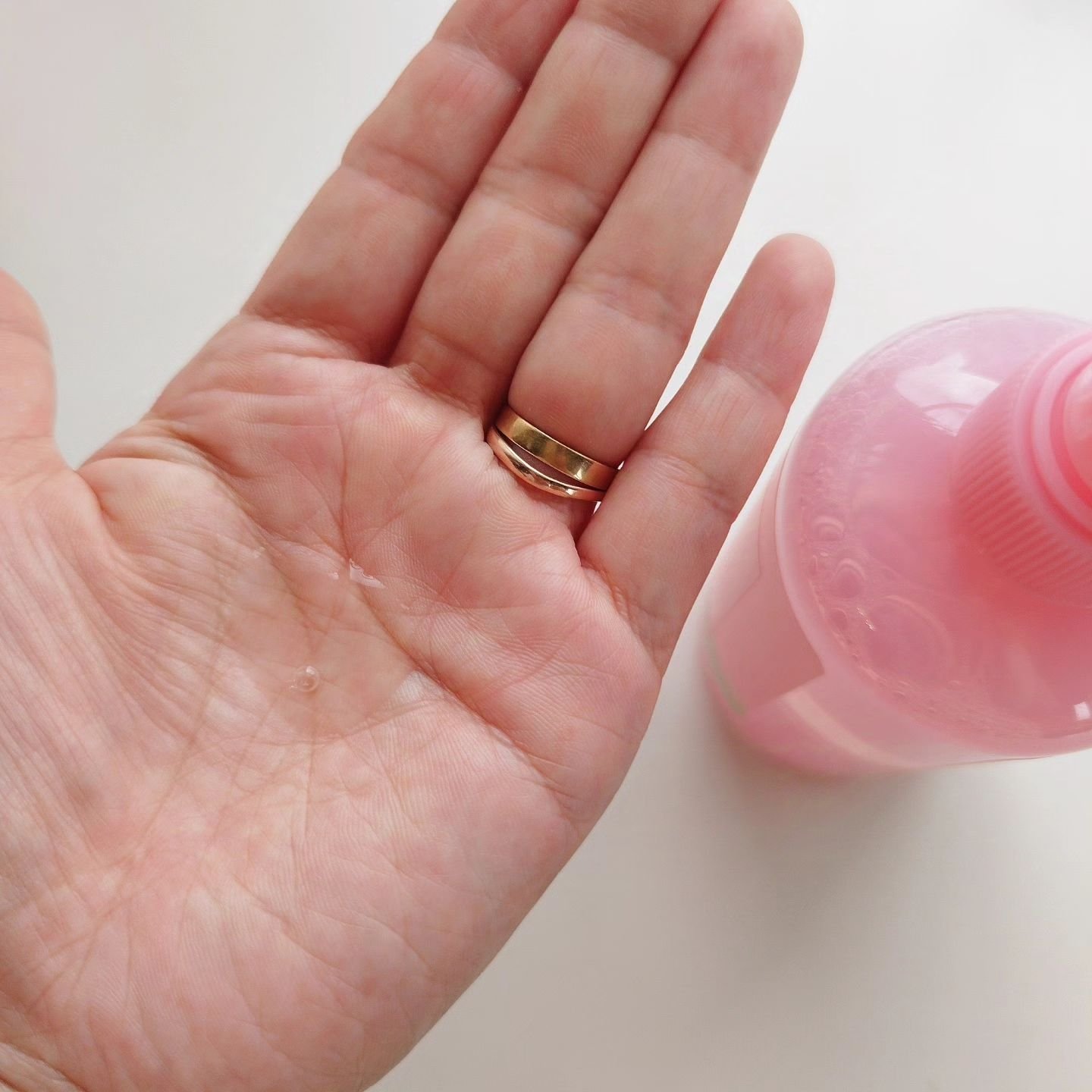 ピンクアロエビタトナー/APRILSKIN/化粧水を使ったクチコミ（3枚目）