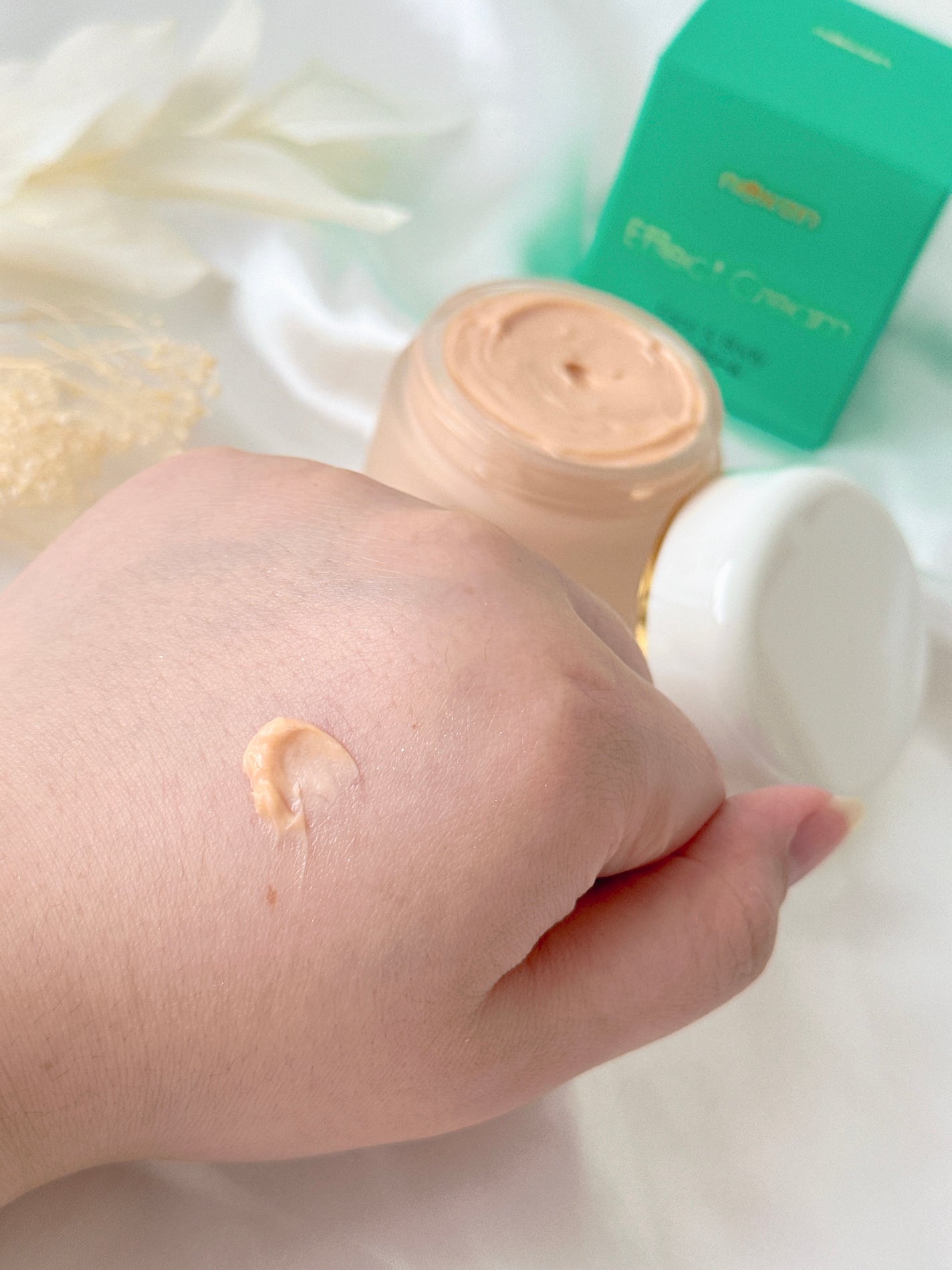 めるᙏ̤̫͚𓍯フォロバ on LIPS 「〖noken〗⋆⸜エフェクトクリームビン⸝⋆15種類の天然ミネ..」(3枚目)