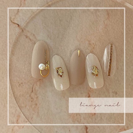 Yuki on LIPS 「.simple❤︎....Liangenail《リアンジェネ..」(1枚目)