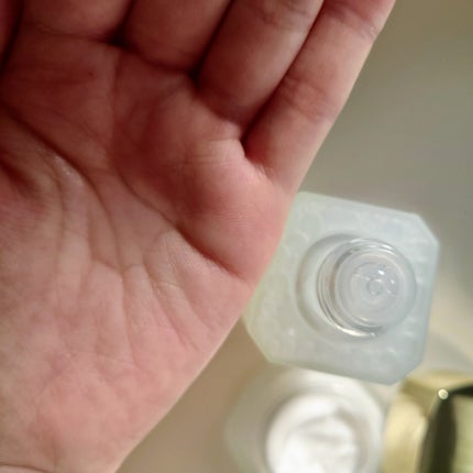 ロサ セレナイト スノーローズ エッセンス クリスタルスキン ローション/ROSA FAYRE/化粧水を使ったクチコミ(5枚目)