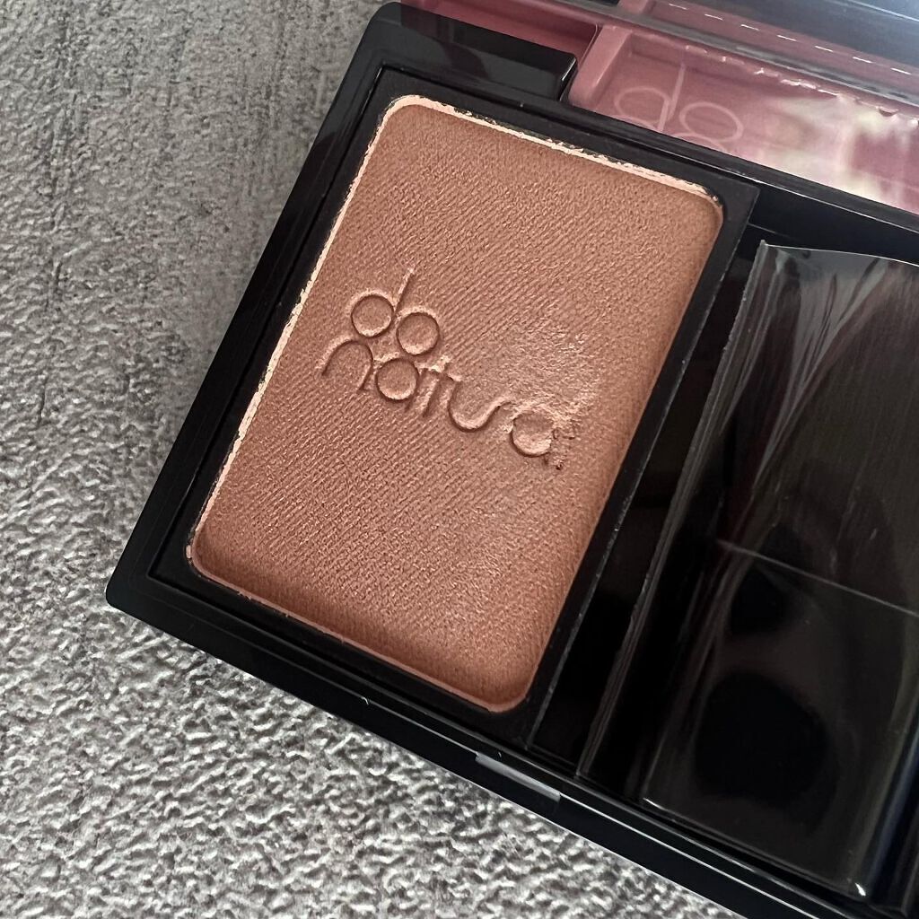 ブルーミング チーク BE05(ベージュ系)/do natural/パウダーチークを使ったクチコミ（2枚目）