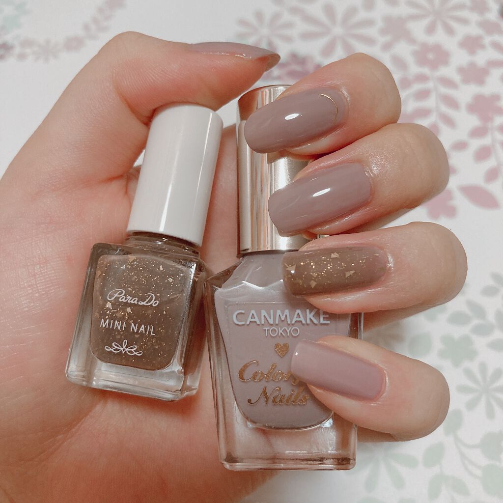 
➰パラドゥ　サンフラワードロップ

夏の星空をイメージしたような
めちゃめちゃ可愛いラメでした♡

単色で塗っても可愛いと思うけど
カラーに乗せると
さらに深みのある色味になった◎


➰キャンメイク　ペールラベンダー

大好きなカラー
