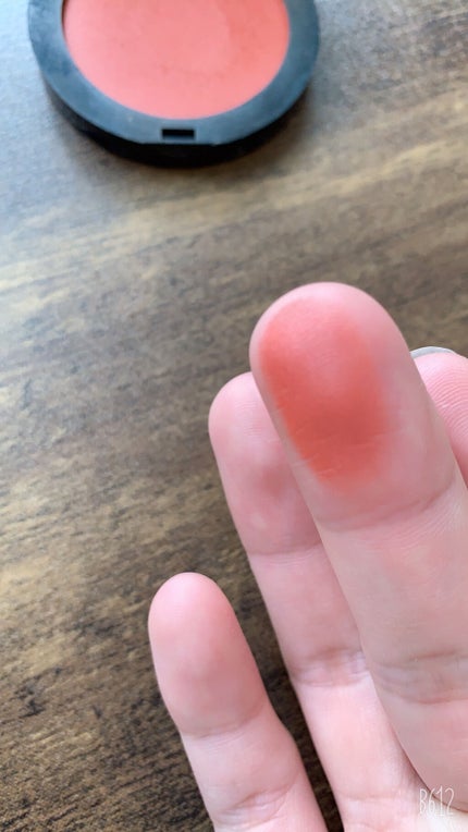 colorful nacre shimmer/SEPHORA/パウダーチークを使ったクチコミ(4枚目)