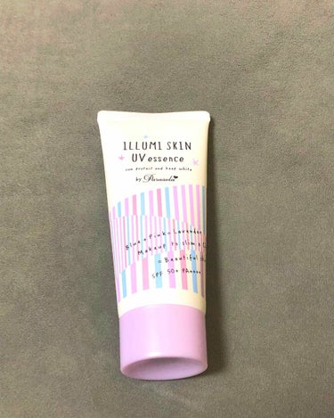 イルミスキン UVエッセンス
（日やけ止めジェル状クリーム）

SPF50＋   PA＋＋＋＋です😊
ドラッグストアで800円くらいで購入しました

これめっちゃいいです！😍😍
これを塗るだけで肌が綺麗