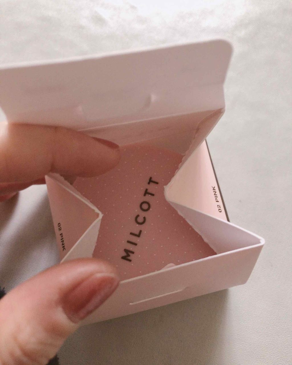 MILCOTT スキンブラーパウダーのクチコミ「私の大好きなミルコットの化粧品です！

ミルコットスキンブラーパウダー　02ピンク

サラサラ.....」（2枚目）