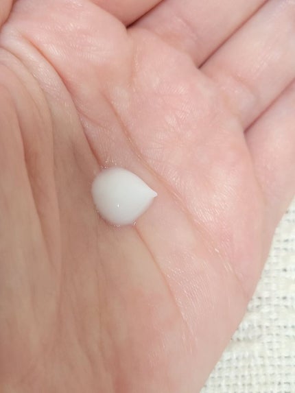 パフュームヘアエッセンス/JUL7ME/ヘアトリートメントを使ったクチコミ(4枚目)