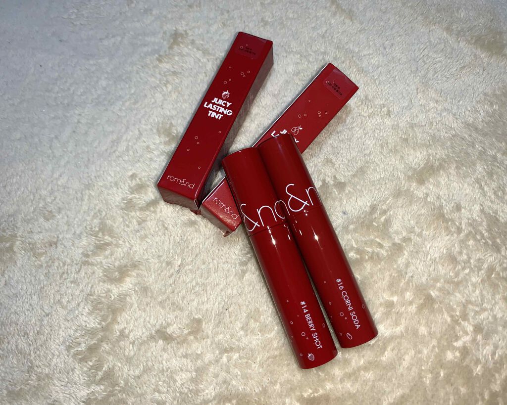 ジューシーラスティングティント/rom&nd/リップティントを使ったクチコミ(1枚目)