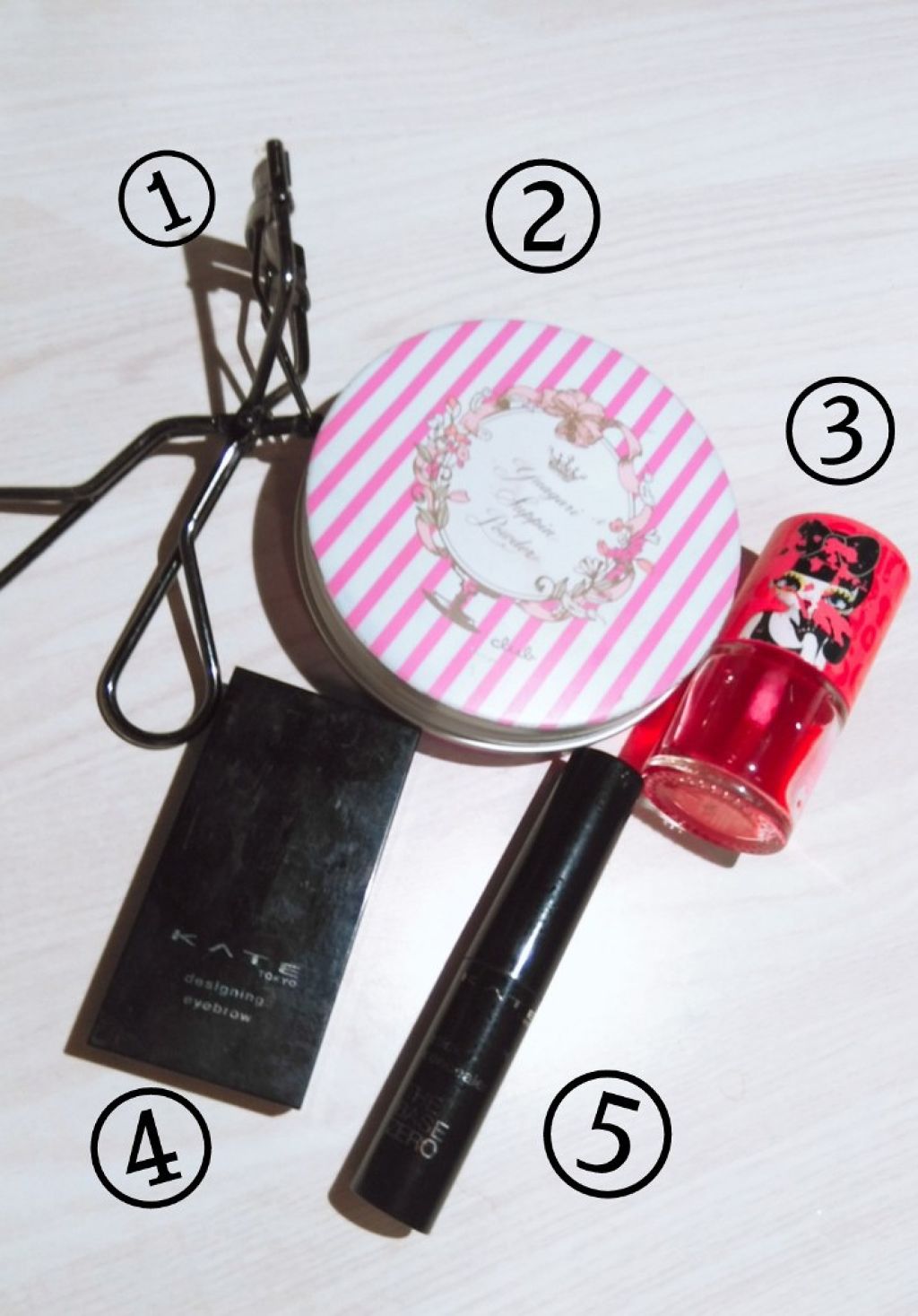 すっぴんパウダー/クラブ/プレストパウダーを使ったクチコミ(2枚目)