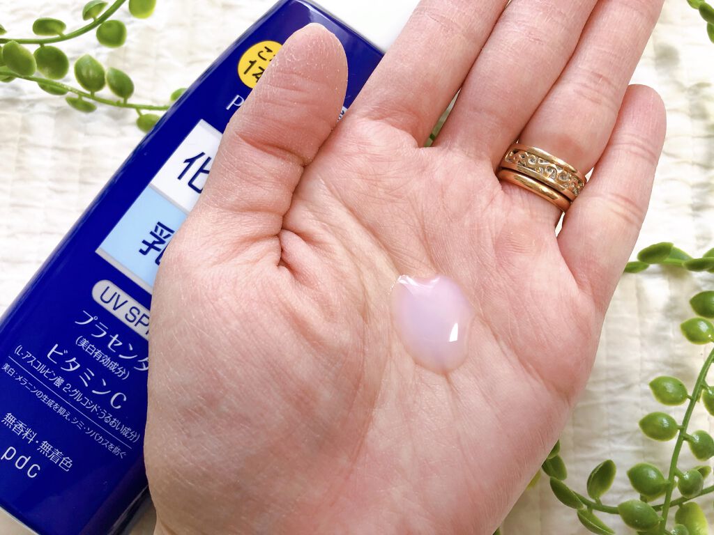 pdc ピュアナチュラル エッセンスローション ホワイト Nのクチコミ「化粧水＋乳液の2in1✨
化粧水と乳液が1本になった、朝夜 洗顔後に使うローションです😊
✅美.....」（2枚目）