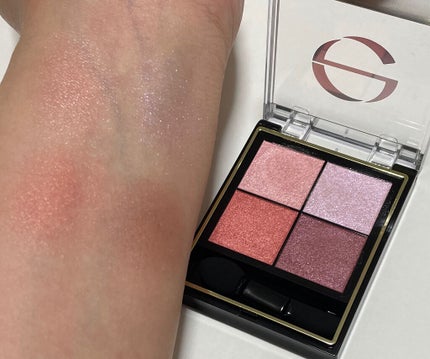 リアルクローズシャドウ/excel/アイシャドウパレットを使ったクチコミ(2枚目)